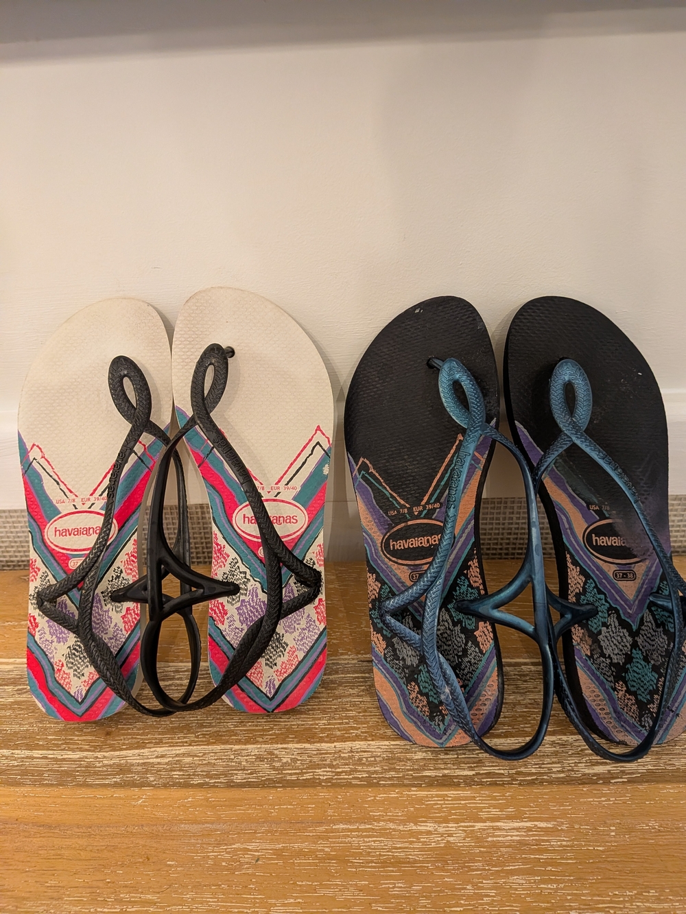 2 Pair. Havaianas Women's Patterned Flip Flops - White and Black And Navy